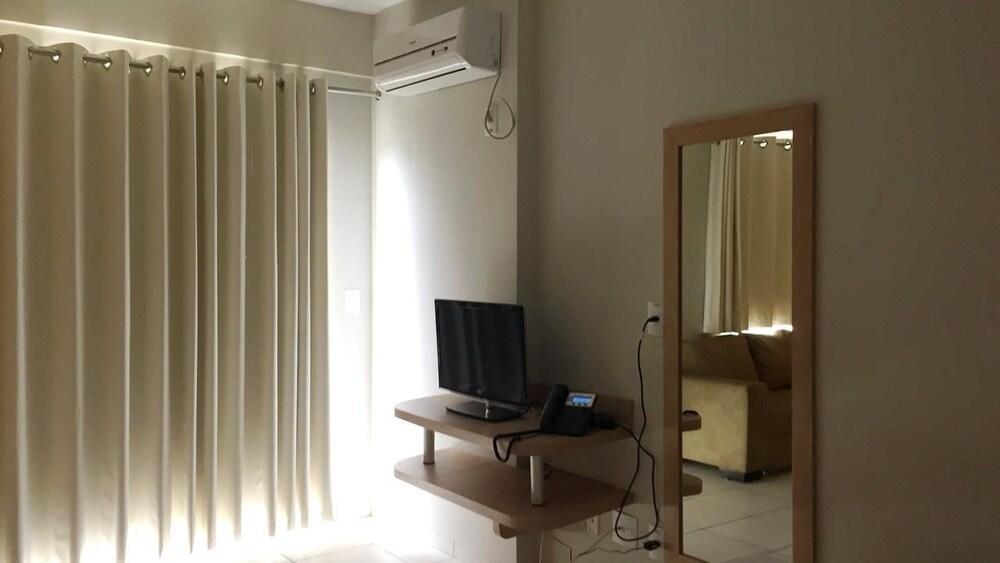 Golden Express Suite Caldas Novas Εξωτερικό φωτογραφία