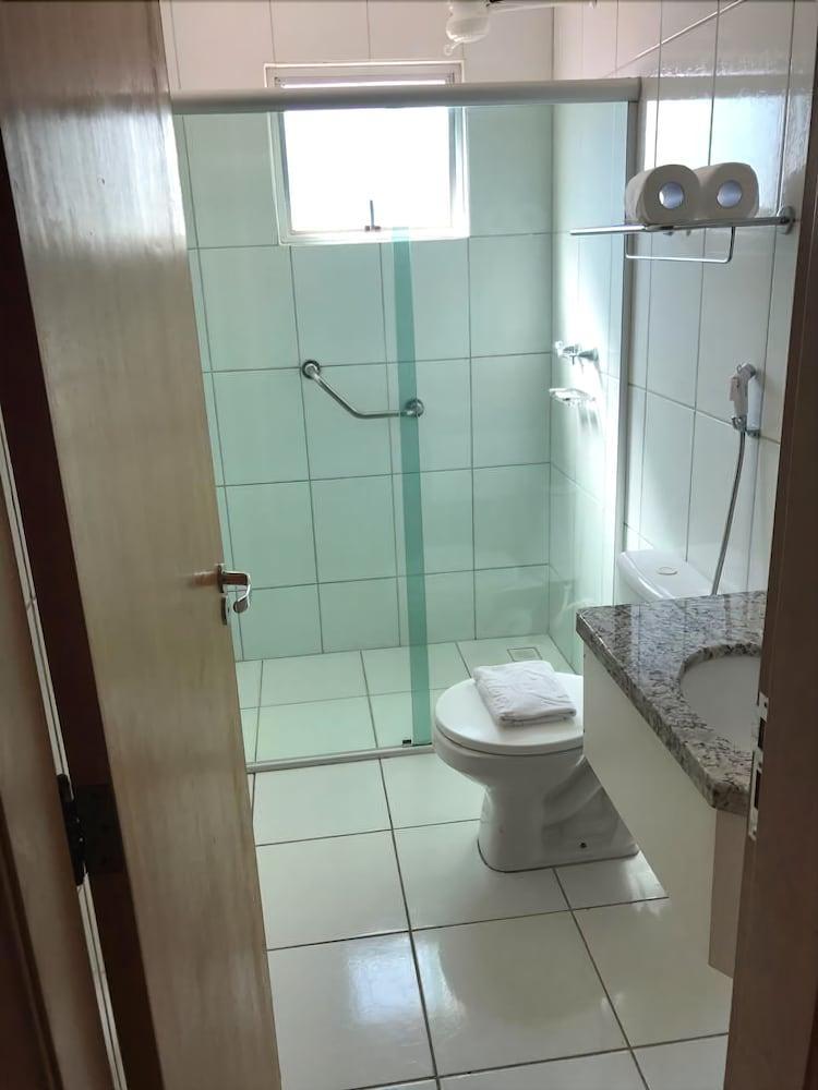 Golden Express Suite Caldas Novas Εξωτερικό φωτογραφία